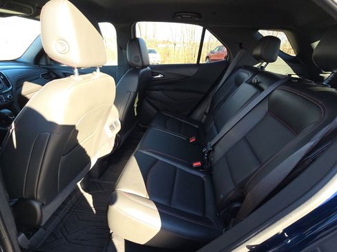 Used 2023 Chevrolet Equinox RS w/ RS Leather Package image 28