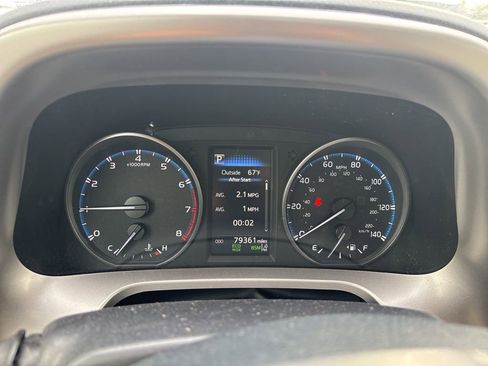 Used 2018 Toyota RAV4 XLE w/ Plus Extra Value Package image 12