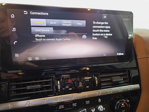 New 2026 Nissan Pathfinder Platinum image 22