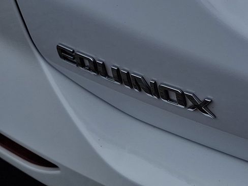 Used 2022 Chevrolet Equinox LT AWD/4WD image 30