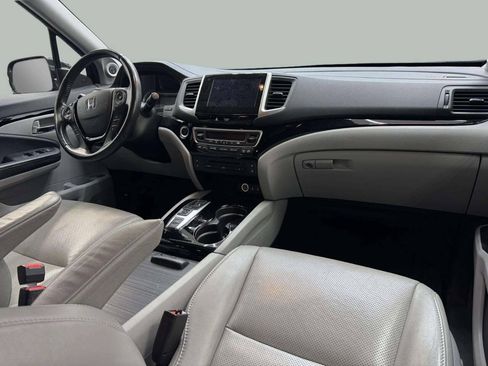 Used 2017 Honda Pilot Elite image 7
