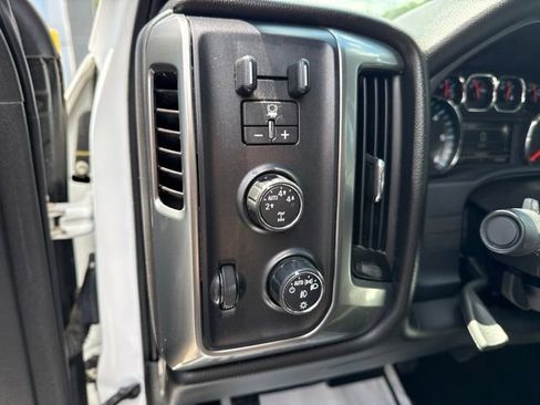 Used 2016 Chevrolet Silverado 1500 LT w/ All Star Edition AWD/4WD image 9