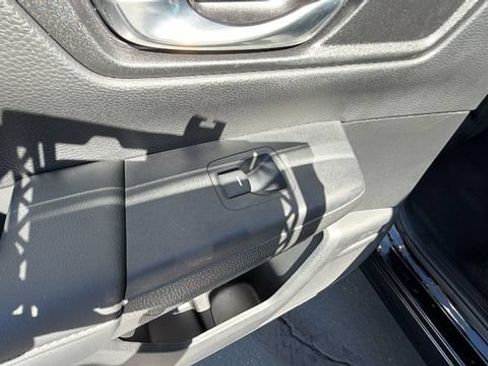 Used 2024 Honda CR-V LX image 15