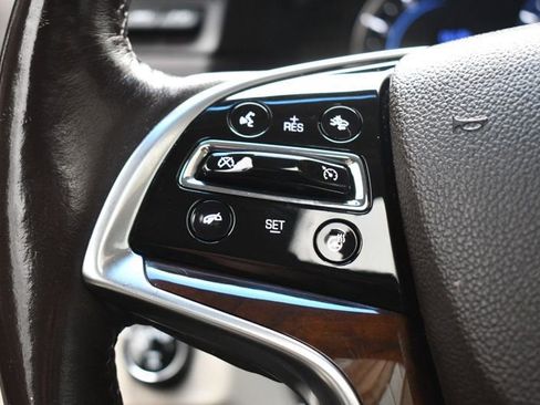 Used 2017 Cadillac Escalade ESV Luxury image 30