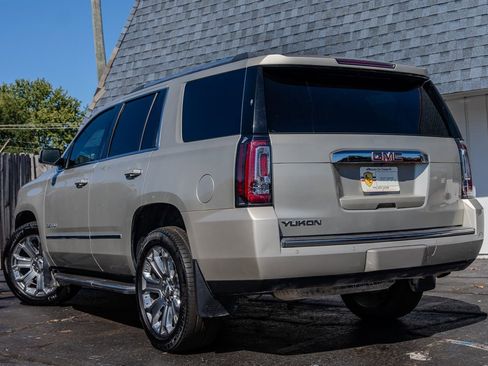 Used 2016 GMC Yukon Denali w/ Open Road Package image 3