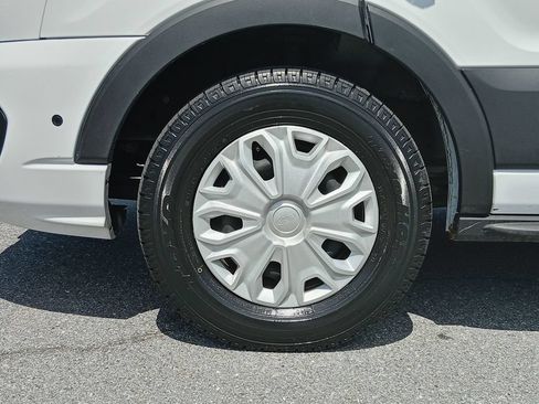 Certified 2025 Ford Transit 350 XLT RWD image 11