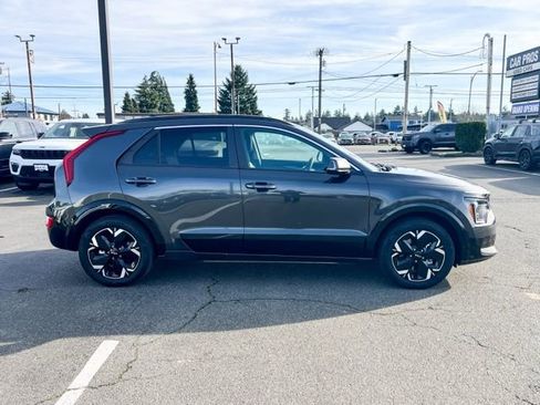 Certified 2024 Kia Niro Wind w/ Wind Preserve Package image 6