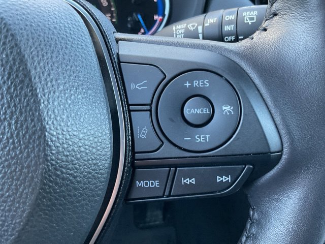 Used 2025 Toyota RAV4 SE AWD/4WD image 28