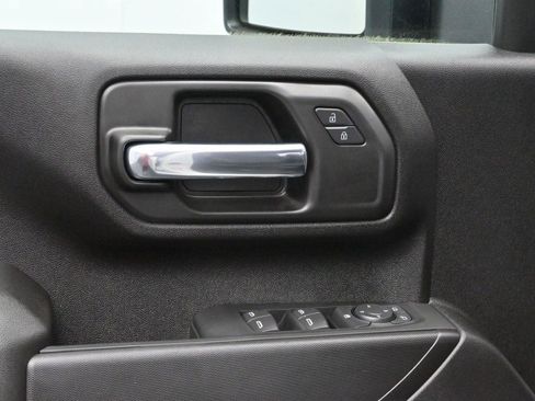 Used 2025 Chevrolet Silverado 2500 W/T w/ WT Convenience Package AWD/4WD image 10