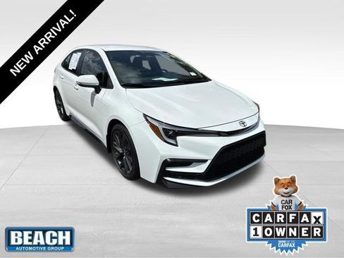 Used 2025 Toyota Corolla SE FWD image 1