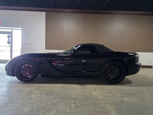 Used 2004 Dodge Viper SRT-10 RWD image 7