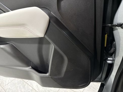 Used 2024 GMC Canyon AT4X image 25