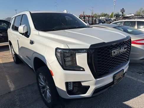 Used 2022 GMC Yukon Denali image 3