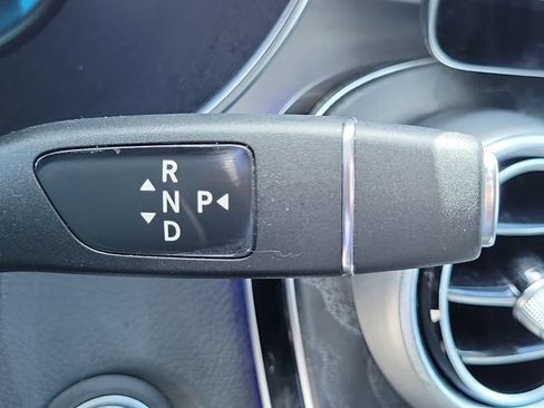 Used 2022 Mercedes-Benz GLC 300 w/ Premium Package Lite image 31