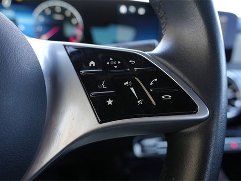 Used 2025 Mercedes-Benz CLA 250 image 13