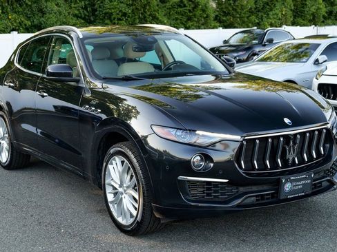 Used 2022 Maserati Levante GT image 9