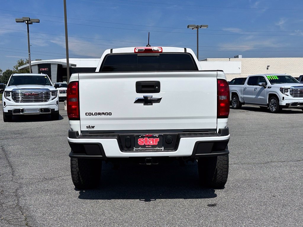 Used 2018 Chevrolet Colorado LT AWD/4WD image 8