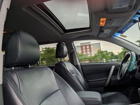 Used 2013 Toyota Highlander SE AWD/4WD image 17