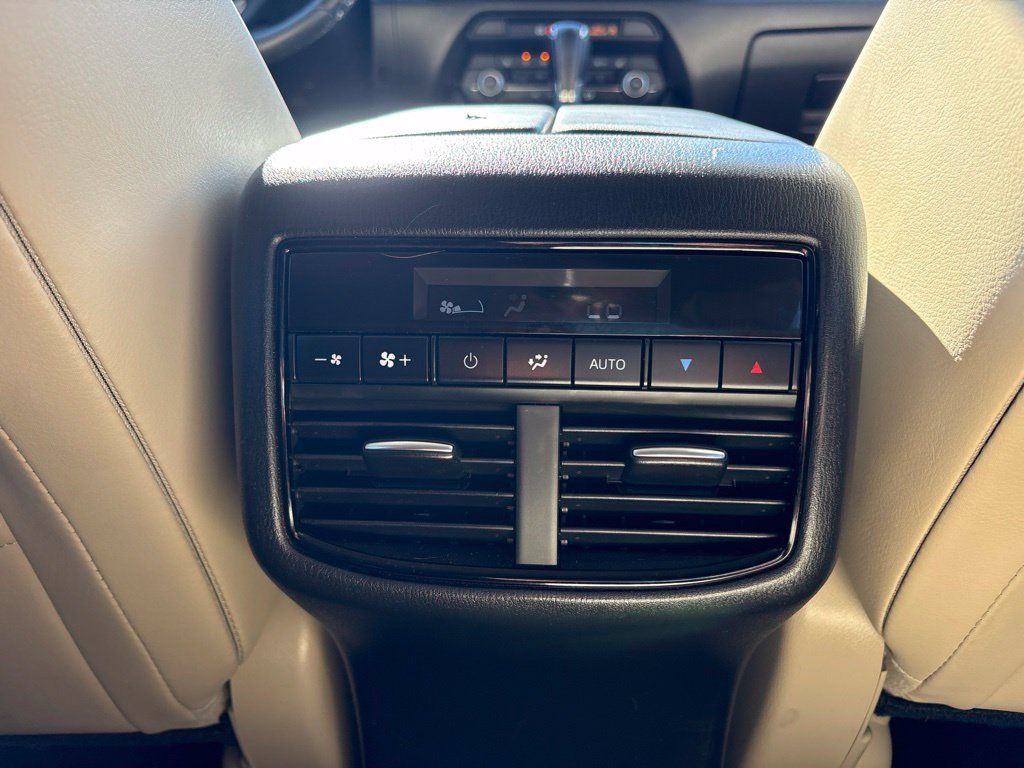 Used 2020 MAZDA CX-9 Touring FWD image 22