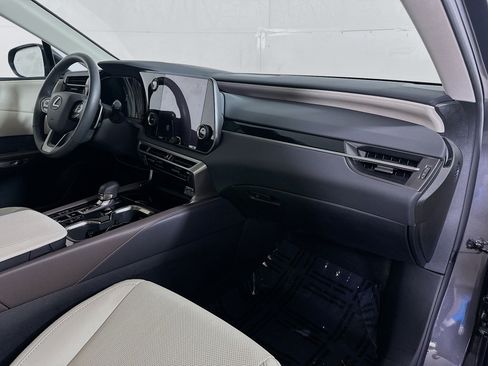 Used 2024 Lexus RX 350 AWD w/ Technology Package image 28