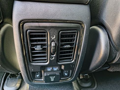 Used 2019 Dodge Durango R/T w/ Blacktop Package image 26