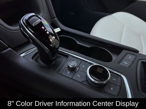 Used 2025 Cadillac XT6 Sport w/ Technology Package image 22