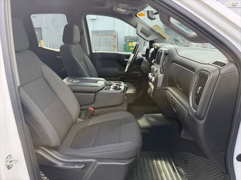 Used 2021 GMC Sierra 1500 SLE image 12