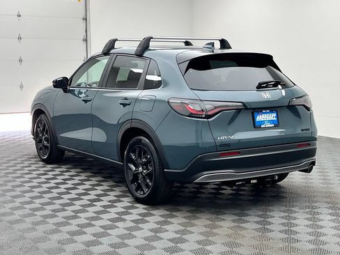 Used 2024 Honda HR-V Sport image 11
