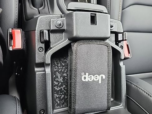 New 2025 Jeep Wrangler Sahara image 37