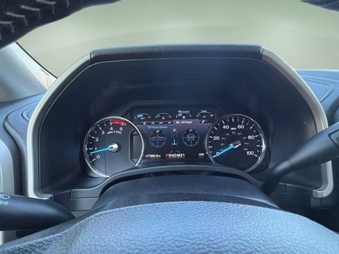 Used 2017 Ford F250 Lariat w/ Lariat Ultimate Package AWD/4WD image 16