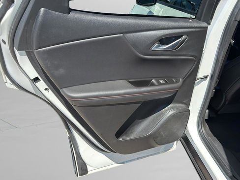 Used 2022 Chevrolet Blazer RS w/ Enhanced Convenience Package FWD image 13