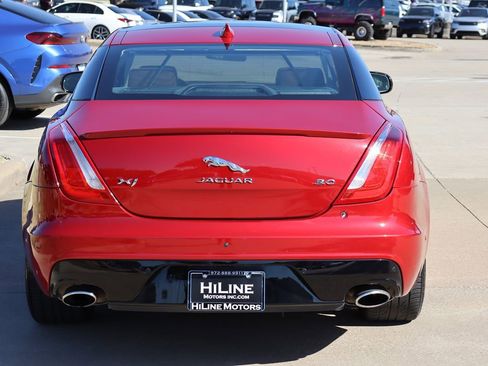 Used 2016 Jaguar XJ R-Sport image 8
