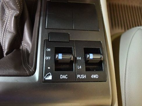 Used 2018 Lexus GX 460 Premium w/ Premium Package AWD/4WD image 61