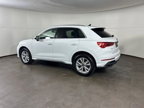 Used 2023 Audi Q3 2.0T Premium Plus w/ Premium Plus Package image 5