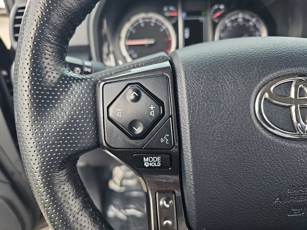 Used 2023 Toyota 4Runner TRD Off-Road Premium w/ Off Road Premium Plus Package AWD/4WD image 16