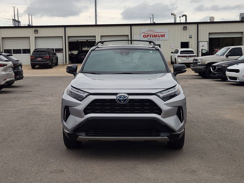 Used 2023 Toyota RAV4 XSE AWD/4WD image 6