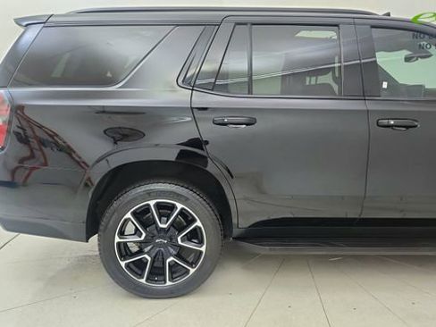 Used 2021 Chevrolet Tahoe RST w/ Luxury Package RWD image 7