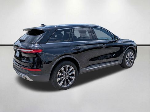 Used 2021 Lincoln Corsair Reserve FWD image 4