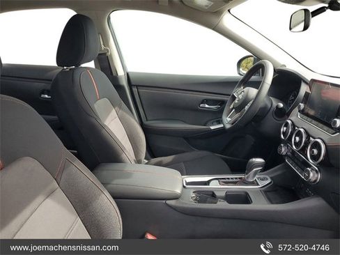 New 2025 Nissan Sentra SR image 34
