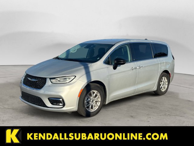 Used 2024 Chrysler Pacifica Touring-L FWD image 1