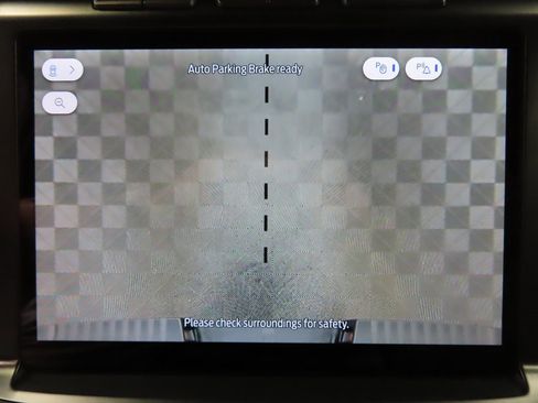 Used 2024 Ford F150 XLT w/ FX4 Off-Road Package image 17