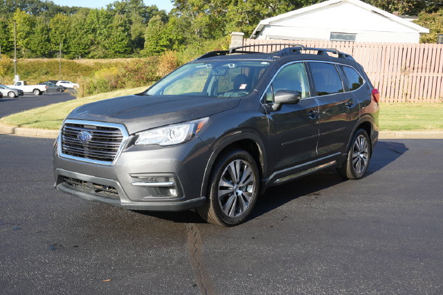 Used 2020 Subaru Ascent Limited w/ Technology Package AWD/4WD image 3