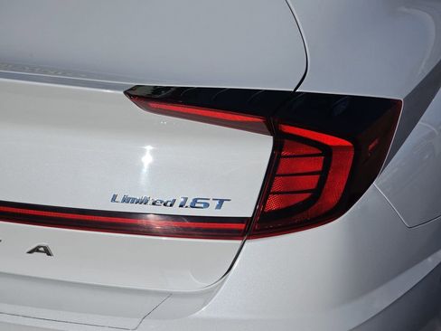 Used 2022 Hyundai Sonata Limited w/ Cargo Package image 42