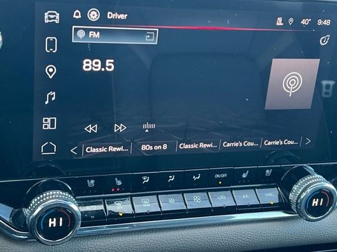 Certified 2025 GMC Canyon Denali image 15