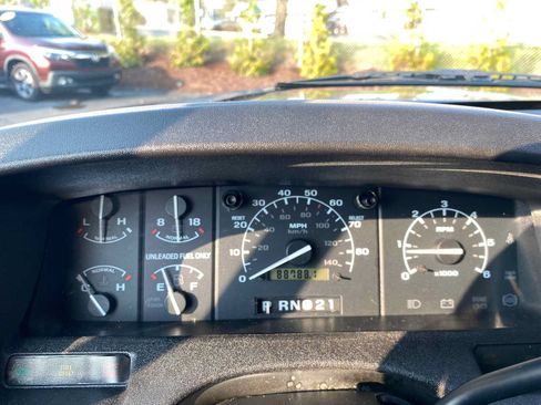 Used 1995 Ford F150 2WD Regular Cab image 17