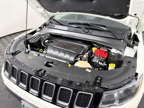 Used 2021 Jeep Compass Trailhawk AWD/4WD image 19