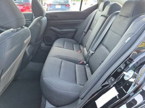 Used 2025 Nissan Altima 2.5 SV FWD image 26