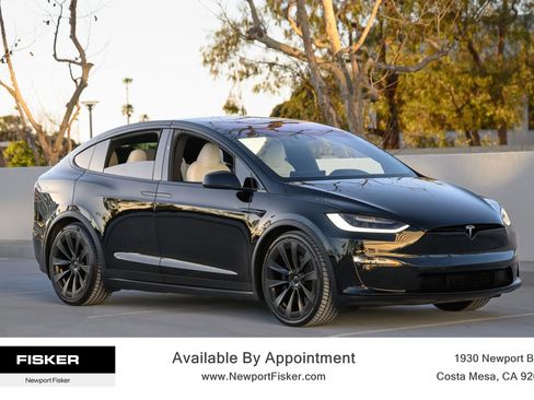 Used 2022 Tesla Model X image 2