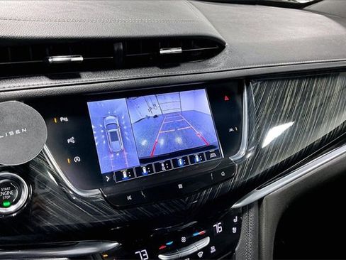 Used 2020 Cadillac XT6 Premium Luxury image 16
