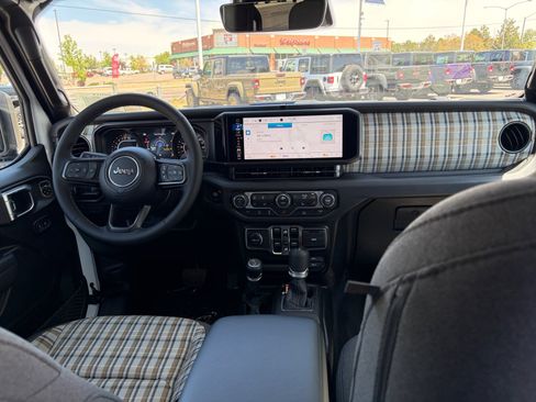 New 2026 Jeep Gladiator Sport AWD/4WD image 23